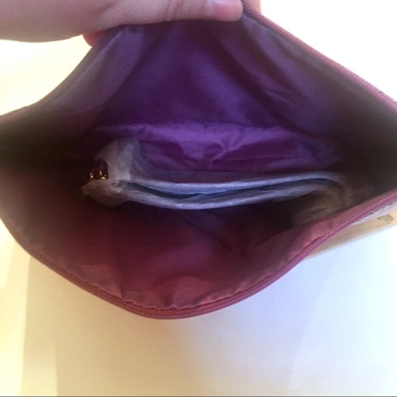 ESTEE LAUDER Purple Faux Croc Patent Cosmetic Bag - Picture 6 of 8